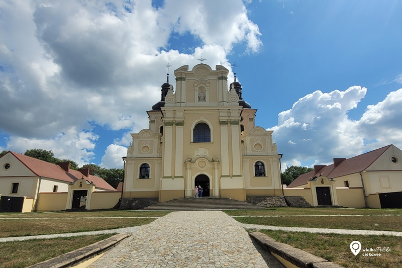 Bieniszew klasztor kamedułów w Polsce, ciekawe miejsce koło Konina, Wielkopolska atrakcje, ciekawe miejsca do zwiedzania